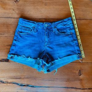 Joe’s Jeans Women’s cut off shorts size 24